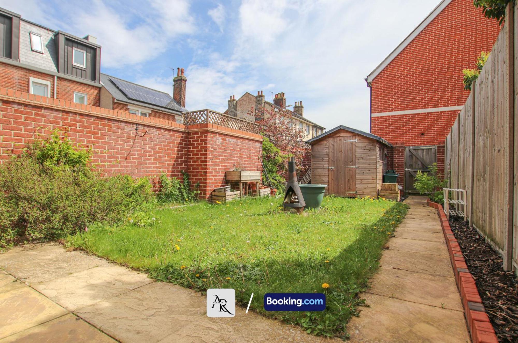 Cozy House By Ar Properties Short Lets & Serviced Accommodation Colchester Exteriér fotografie